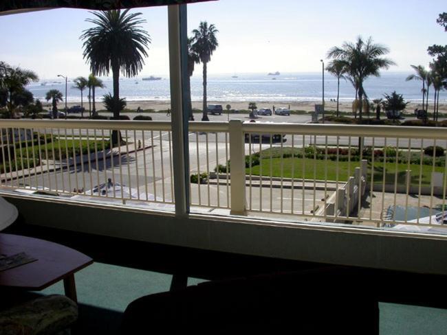 Cabrillo Inn At The Beach Санта-Барбара Экстерьер фото